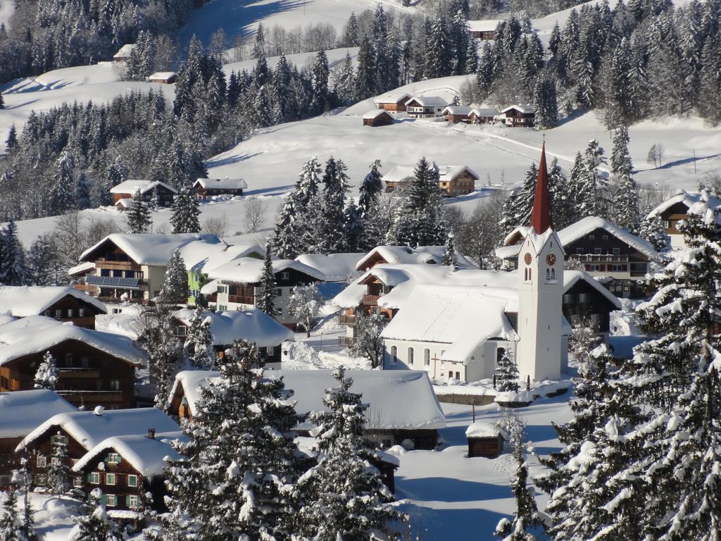 Gasthof Hirschen Sibratsgfäll Buitenkant foto