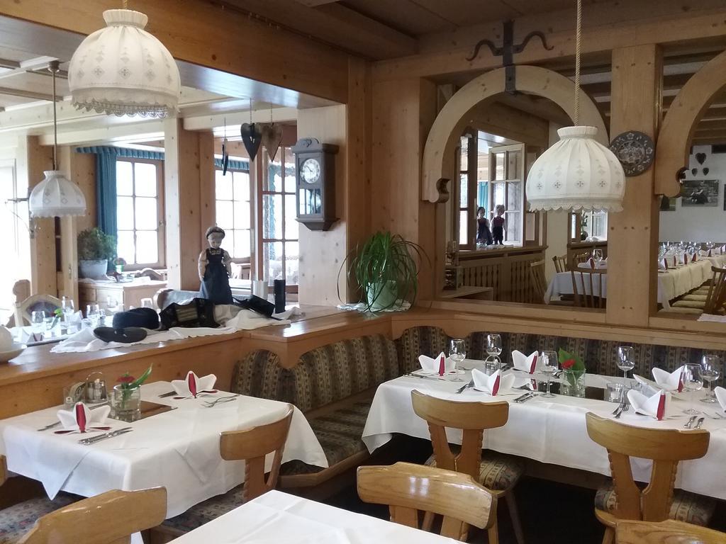 Gasthof Hirschen Sibratsgfäll Buitenkant foto