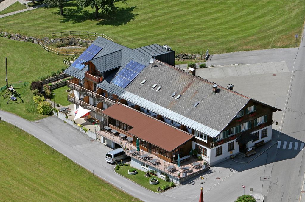 Gasthof Hirschen Sibratsgfäll Buitenkant foto